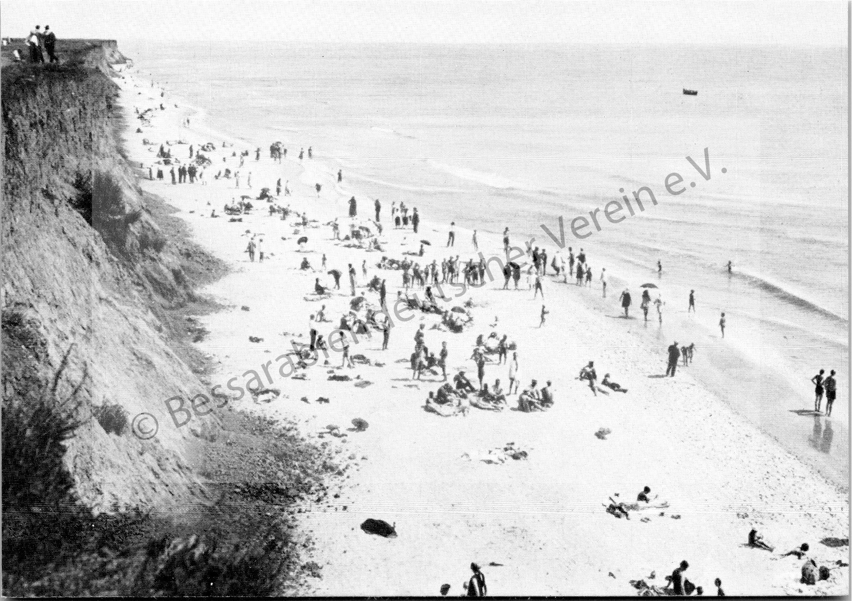 Postkarte - Strand mit Steilküste in Bad Burnas am Schwarzen Meer