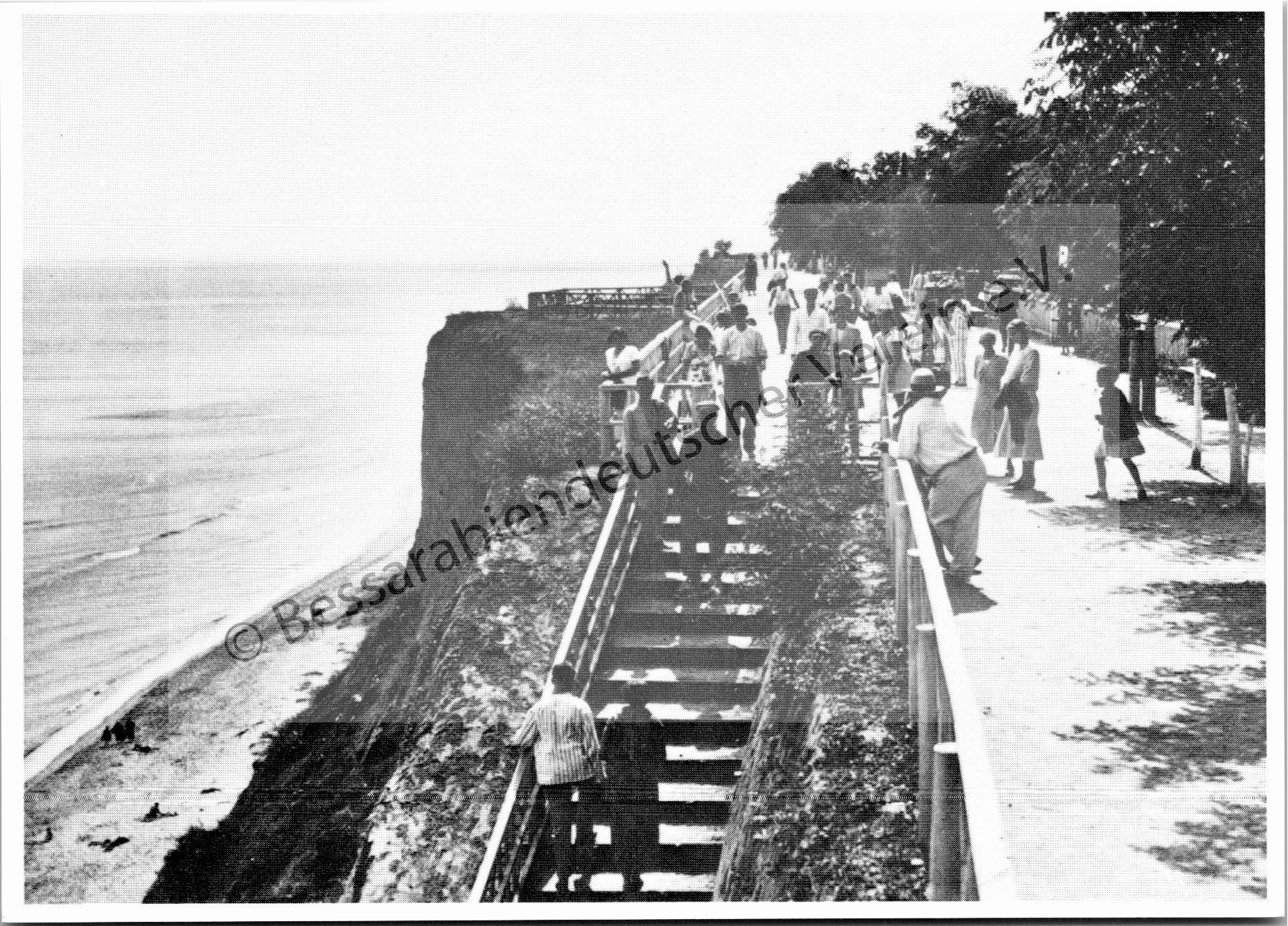 Postkarte - Promenade und Strand in Budaki am Schwarzen Meer