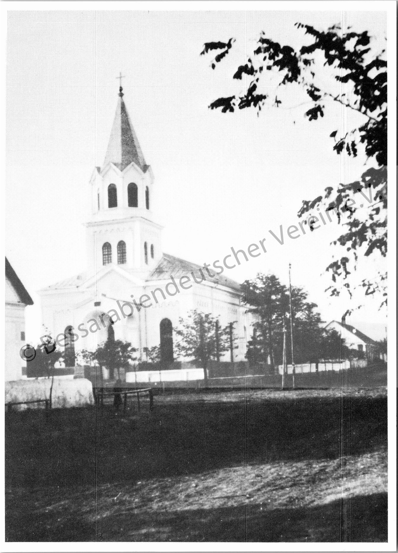Postkarte - Kirche in Klöstitz