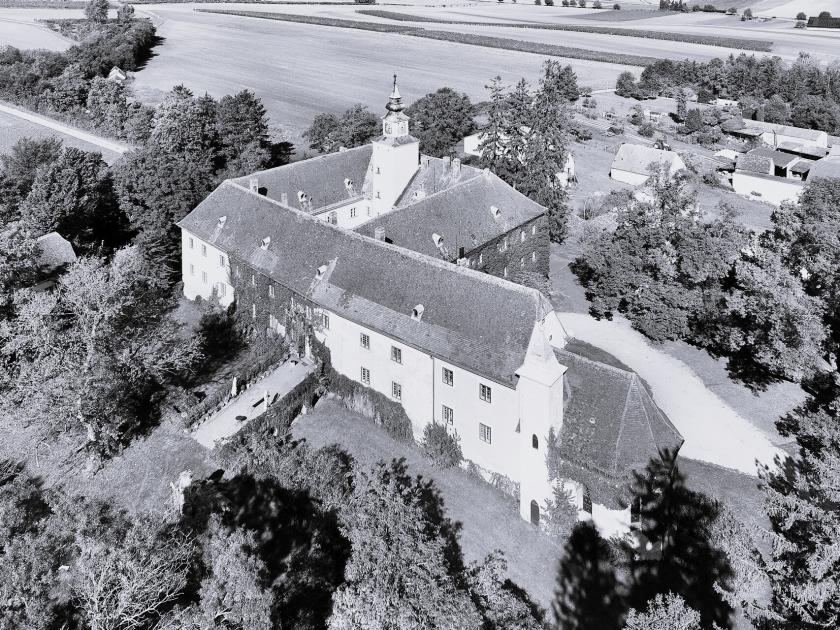 Schloss Poysbrunn