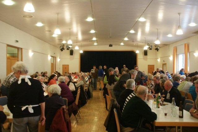 Blick in den Saal