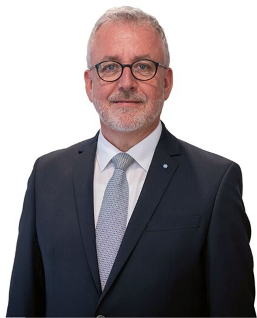 Dr. Bernd Fabritius