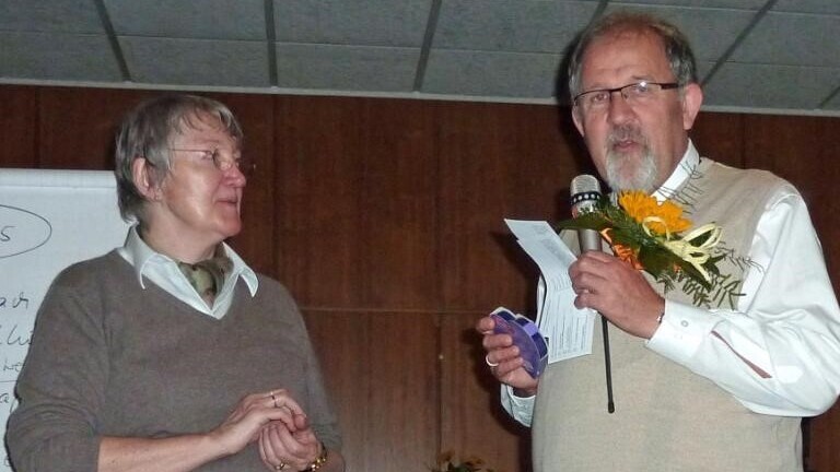 Erika Wiener und G&uuml;nther Vossler beim Feedback.